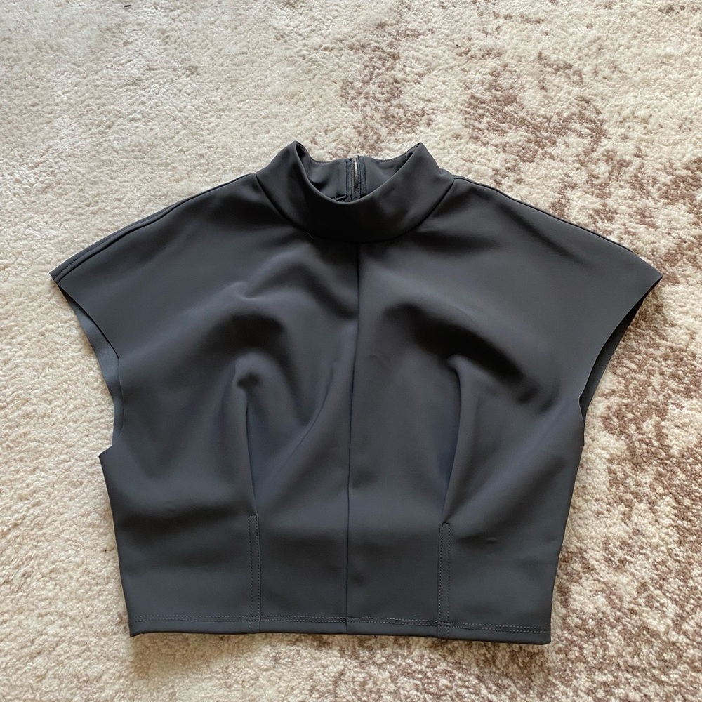 Zara sports top